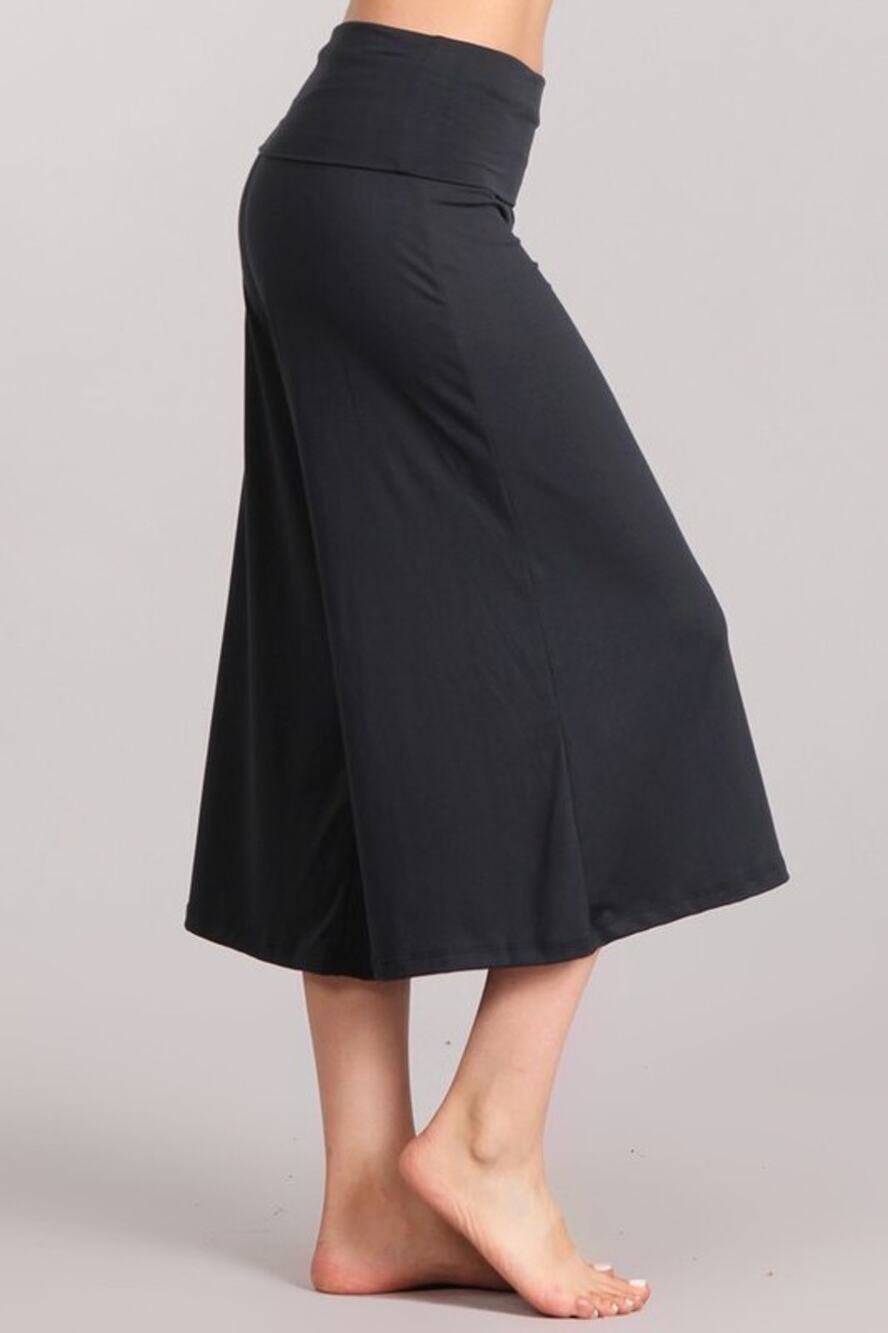 Chatoyant Casual Gauchos Dark Grey Small